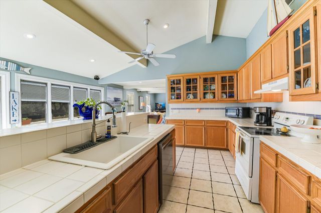 17009 E Darleen DR 2, Leander, TX 78641