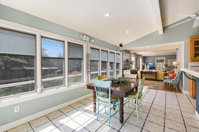 17009 E Darleen DR 2, Leander, TX 78641