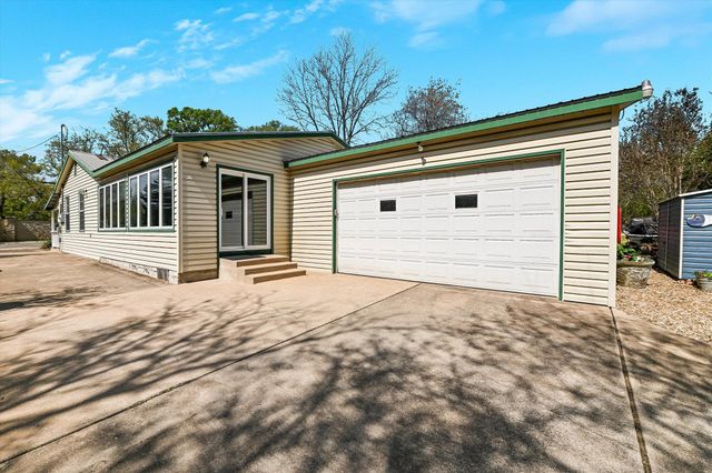 17009 E Darleen DR 2, Leander, TX 78641