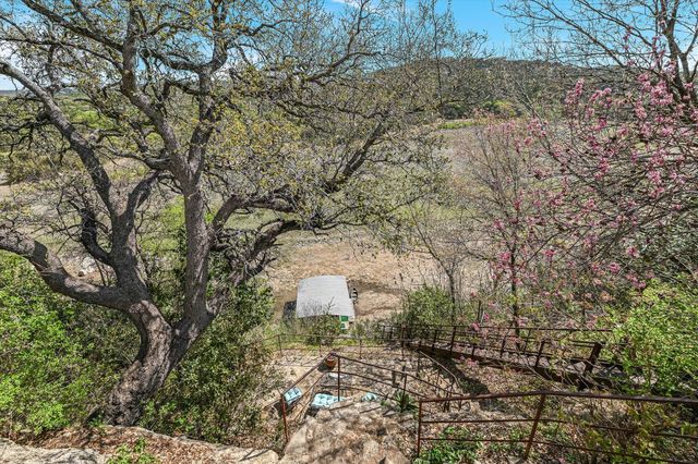 17009 E Darleen DR 2, Leander, TX 78641