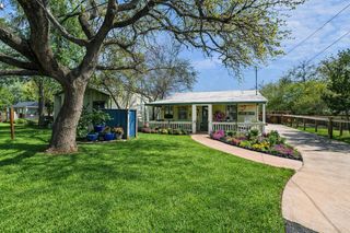 17009 E Darleen DR 2, Leander, TX 78641