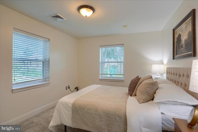 1806 LETCHWORTH DR, Camp Hill, PA 17011