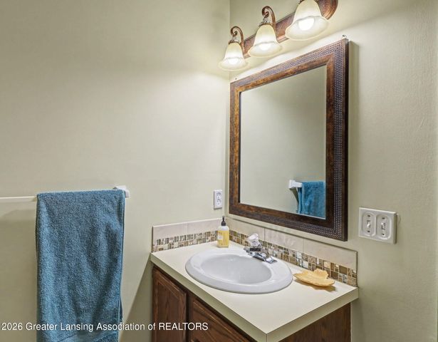 5286 Alward Road, Laingsburg, MI 48848