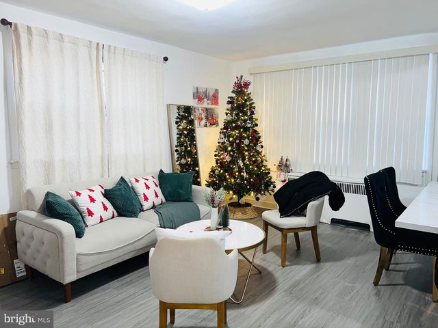 3019 SAINT VINCENT ST, Philadelphia, PA 19149