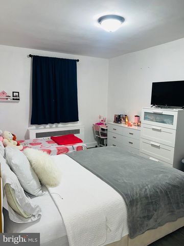 3019 SAINT VINCENT ST, Philadelphia, PA 19149