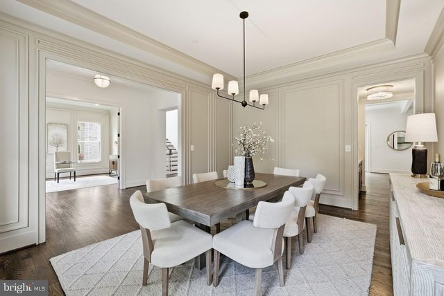 7604 CHARLESTON DR, Bethesda, MD 20817