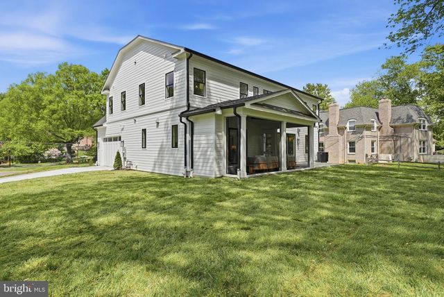 7604 CHARLESTON DR, Bethesda, MD 20817