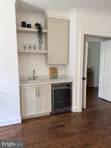 7604 CHARLESTON DR, Bethesda, MD 20817