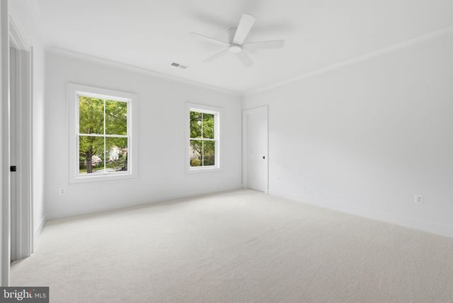 7604 CHARLESTON DR, Bethesda, MD 20817