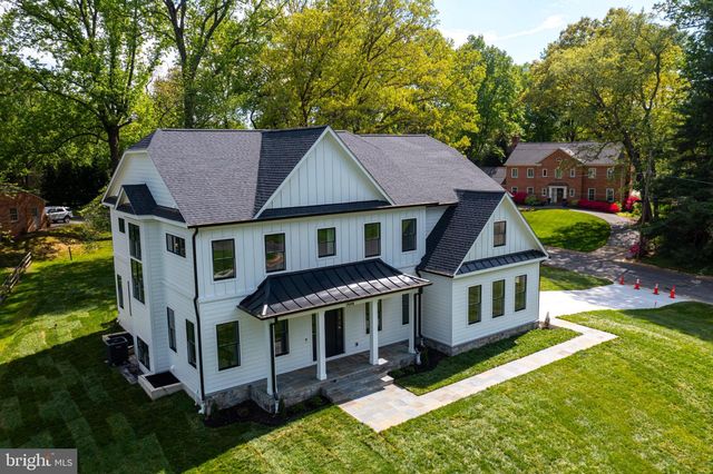 7604 CHARLESTON DR, Bethesda, MD 20817