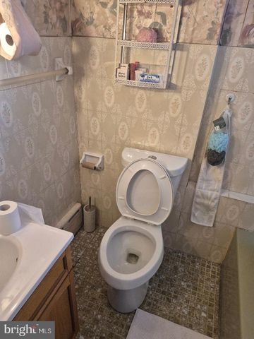 2114 S ROSEWOOD ST, Philadelphia, PA 19145