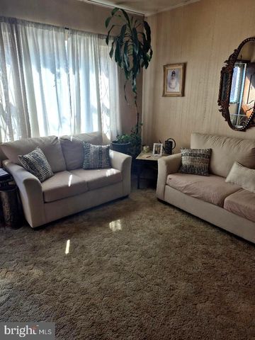 2114 S ROSEWOOD ST, Philadelphia, PA 19145