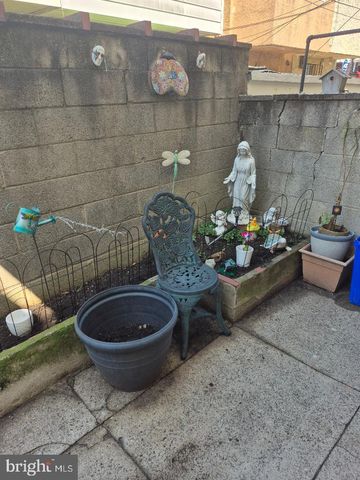 2114 S ROSEWOOD ST, Philadelphia, PA 19145