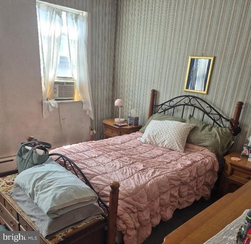 2114 S ROSEWOOD ST, Philadelphia, PA 19145