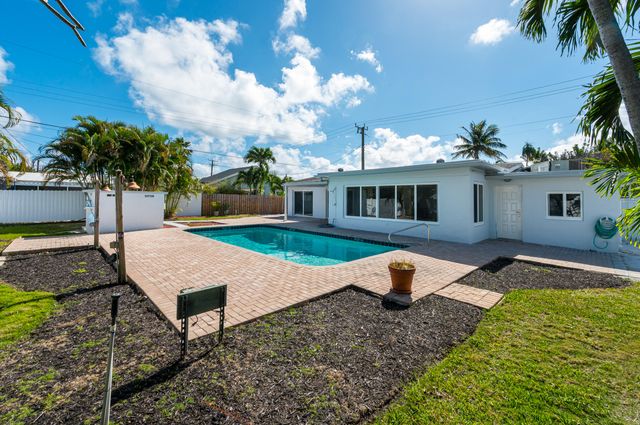 461 NE 44TH Street, Boca Raton, FL 33431