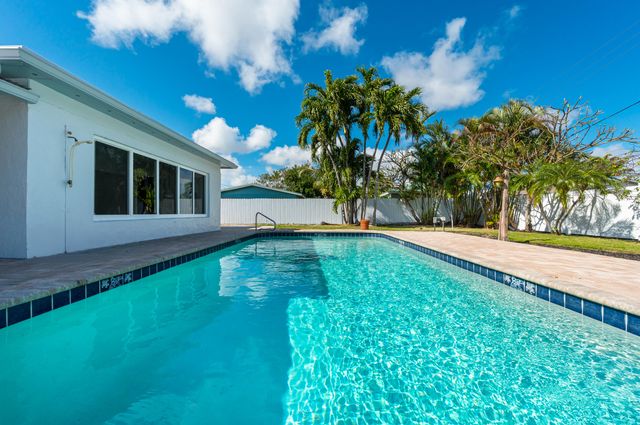 461 NE 44TH Street, Boca Raton, FL 33431