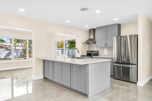 461 NE 44TH Street, Boca Raton, FL 33431