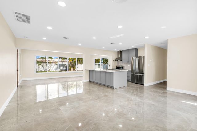 461 NE 44TH Street, Boca Raton, FL 33431