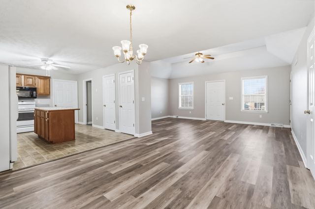 15 Douglas Avenue, Stanford, KY 40484