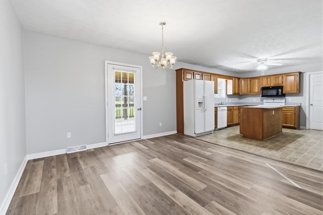 15 Douglas Avenue, Stanford, KY 40484