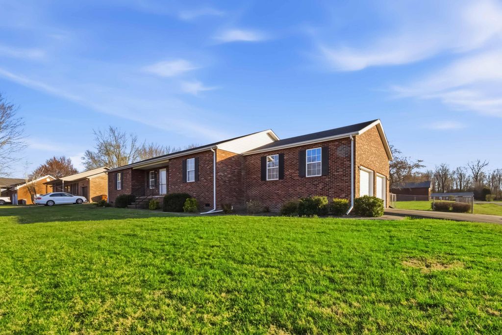 15 Douglas Avenue, Stanford, KY 40484