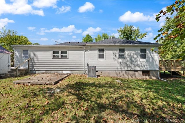 132 Church Street, Charlestown, IN 47111