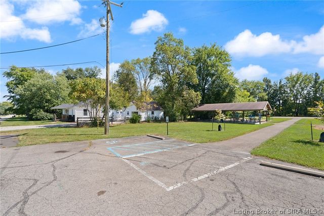 132 Church Street, Charlestown, IN 47111