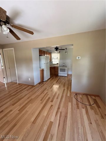 978 Center Road, East Liverpool, OH 43920