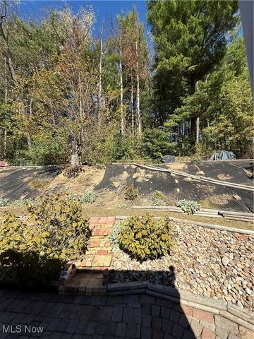 978 Center Road, East Liverpool, OH 43920