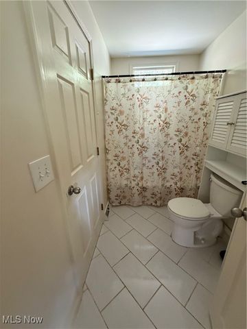 978 Center Road, East Liverpool, OH 43920