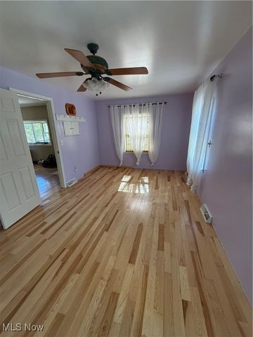 978 Center Road, East Liverpool, OH 43920