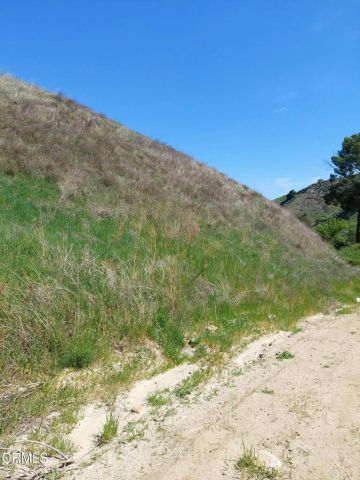 0 Loma Verde Mountainway, Val Verde, CA 91384