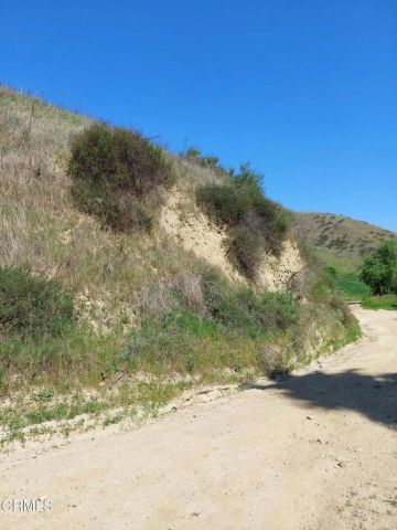 0 Loma Verde Mountainway, Val Verde, CA 91384