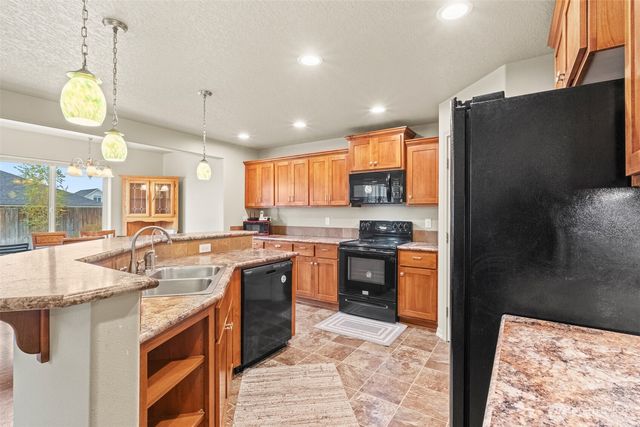 807 7th Avenue NE, Ephrata, WA 98823