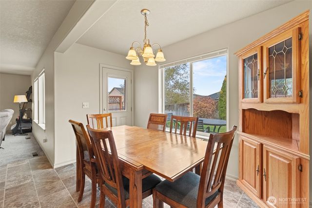 807 7th Avenue NE, Ephrata, WA 98823