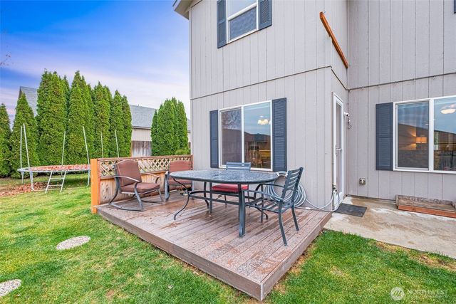 807 7th Avenue NE, Ephrata, WA 98823