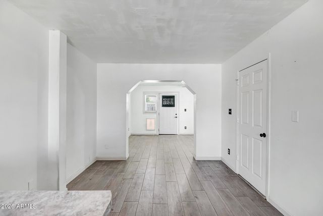 8813 W TURNEY Avenue, Phoenix, AZ 85037