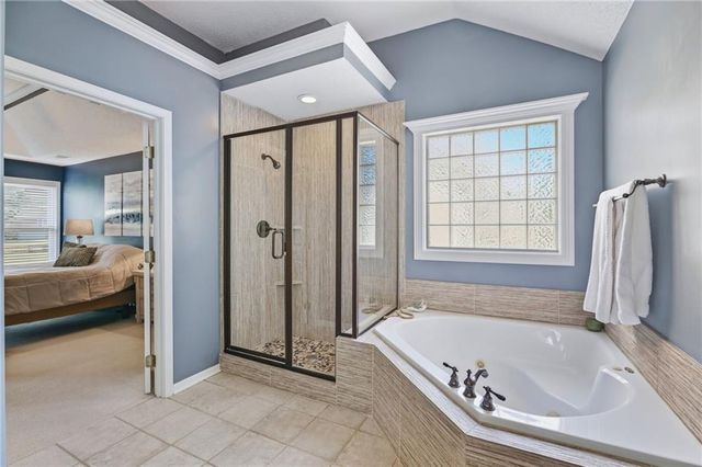13822 S Hagan Street, Olathe, KS 66062