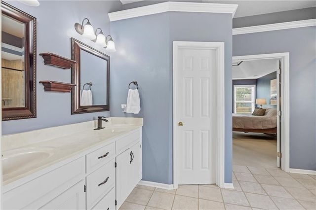 13822 S Hagan Street, Olathe, KS 66062