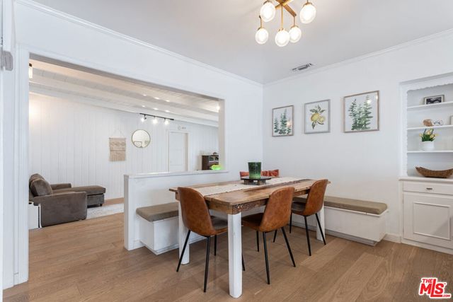 4607 Willowcrest Avenue, North Hollywood, CA 91602