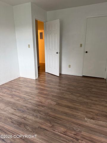 3900 Starburst Circle, Anchorage, AK 99517