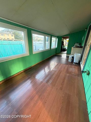 3900 Starburst Circle, Anchorage, AK 99517