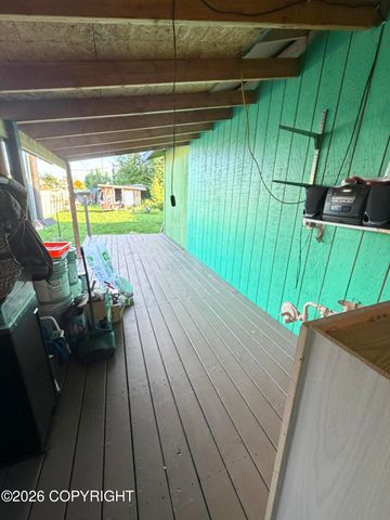 3900 Starburst Circle, Anchorage, AK 99517