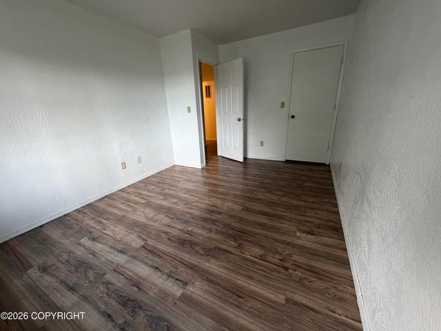 3900 Starburst Circle, Anchorage, AK 99517