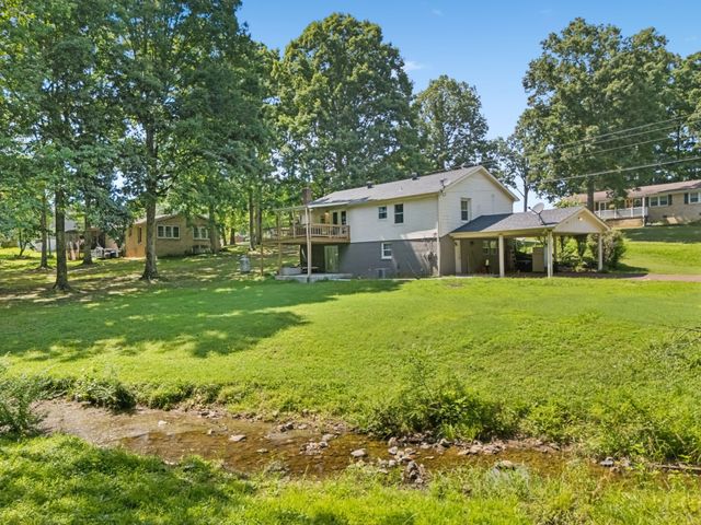 630 Lakeview Cir, Tennessee Ridge, TN 37178