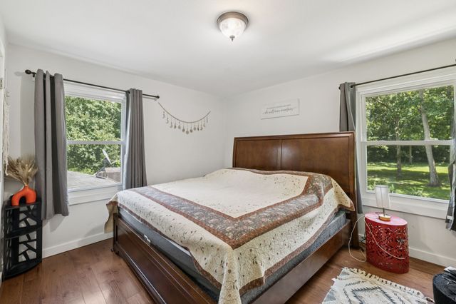 630 Lakeview Cir, Tennessee Ridge, TN 37178