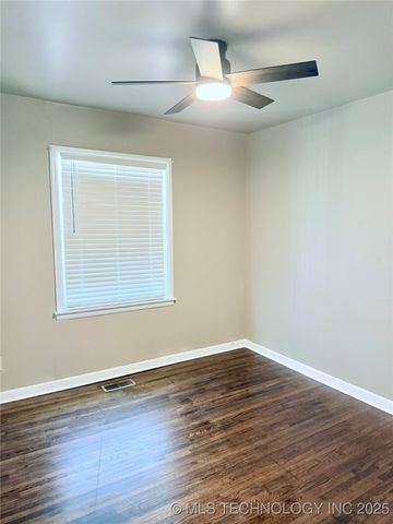 310 S 8th Street, Broken Arrow, OK 74012