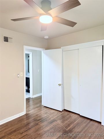 310 S 8th Street, Broken Arrow, OK 74012