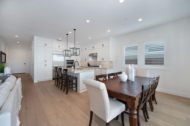 4062 Emerald Glen Ln, Folsom, CA 95630