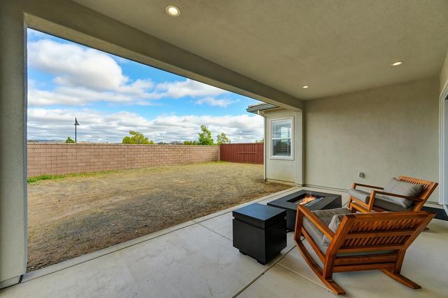 4062 Emerald Glen Ln, Folsom, CA 95630